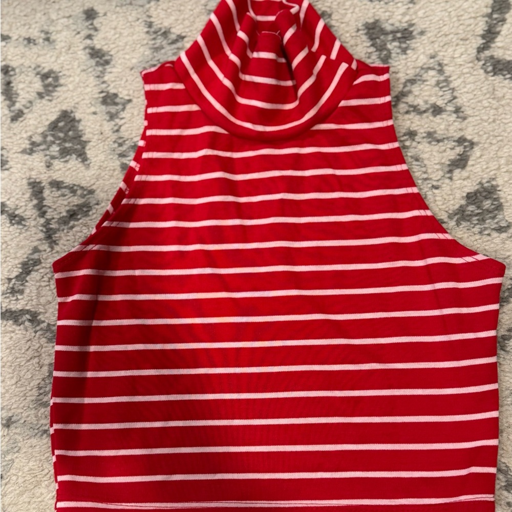 GoJane Red Sleeveless Crop Tank Top